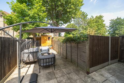 2 bedroom maisonette for sale, Kirkdale, Sydenham, London, SE26