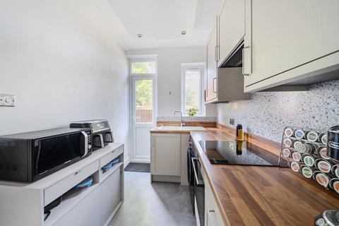 2 bedroom maisonette for sale, Kirkdale, Sydenham, London, SE26