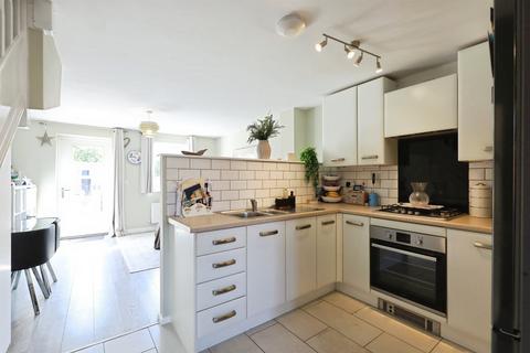 2 bedroom terraced house for sale, Nelsons Way, Stockton, SOUTHAM
