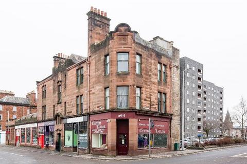 3 bedroom flat to rent, High Street Perth