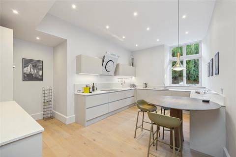 3 bedroom apartment for sale, Albury Park, Albury, Guildford, Surrey, GU5