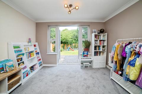 undefined, Chestnut Gardens, SUTTON-IN-ASHFIELD, Nottinghamshire, NG17