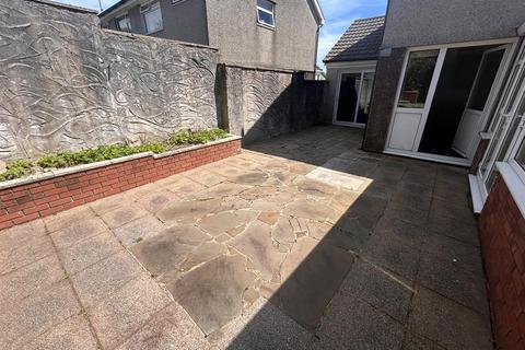 3 bedroom semi-detached house for sale, Clos Rhymni, Cwmrhydyceirw, Swansea
