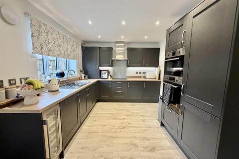 4 bedroom house for sale, Ellis Close, Houghton-Le-Spring DH5