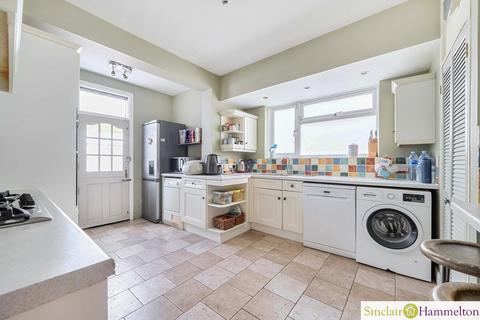 3 bedroom detached bungalow for sale, Mayfield Road, Bromley