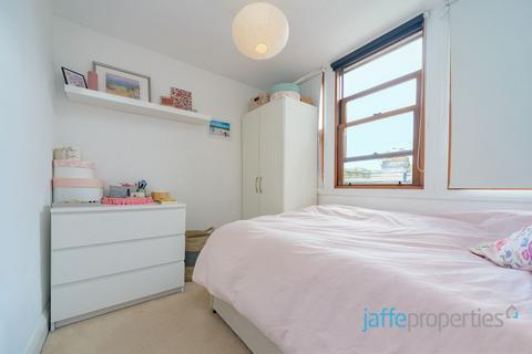 2 bedroom apartment to rent, Achilles Road, London, NW6