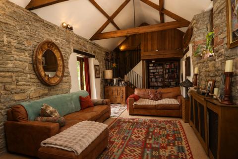 undefined, Mystics Barn, West Pennard