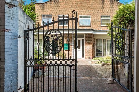 2 bedroom maisonette for sale, Western Road, Shoreham-By-Sea