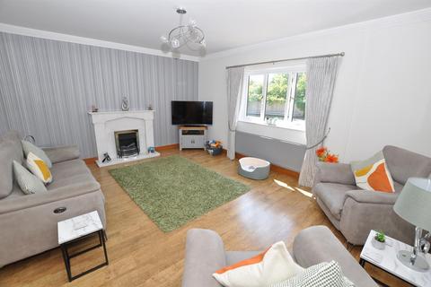 3 bedroom house for sale, Pen Y Ffordd, St. Clears, Carmarthen