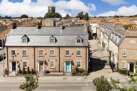 3 bedroom end of terrace house for sale, Buck Inn Yard, Pocklington