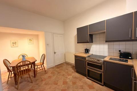 2 bedroom flat to rent, Blackness Avenue, Dundee,