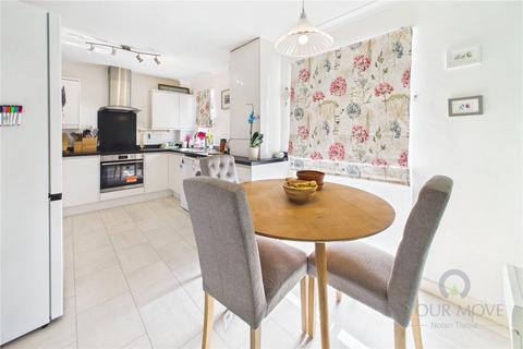 3 bedroom semi-detached house for sale, Valley Rise, Kettering NN14