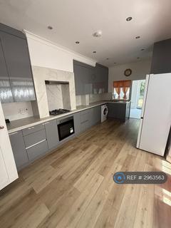 4 bedroom terraced house to rent, London, London, E13
