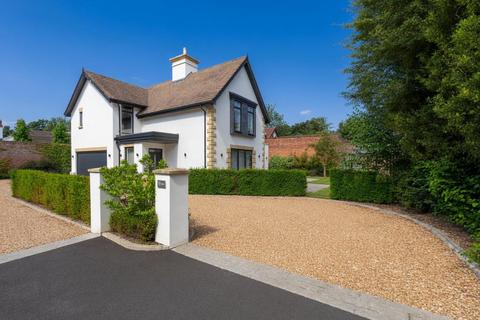 5 bedroom detached house for sale, Ladies Walk Drive, Wilmslow