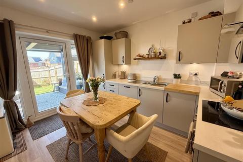 3 bedroom end of terrace house for sale, Ffordd Brynderi, Carway, Kidwelly