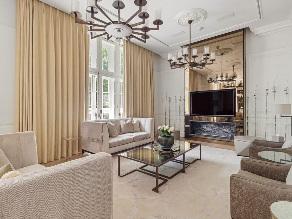 Apartment in London - View 2