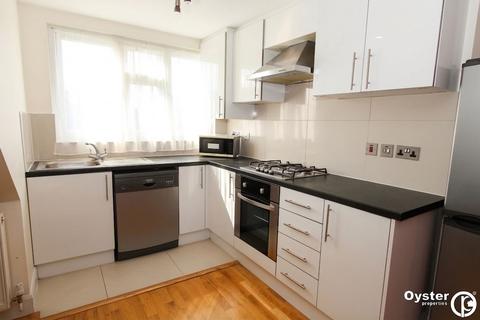 2 bedroom flat to rent, Brockleyside, Stanmore, HA7