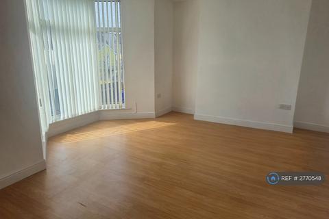 4 bedroom terraced house to rent, Cromwell St, Swansea, SA1