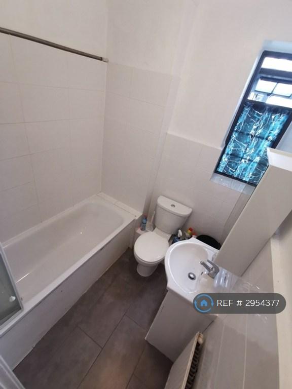 Apartment in London, Somers Town - More
