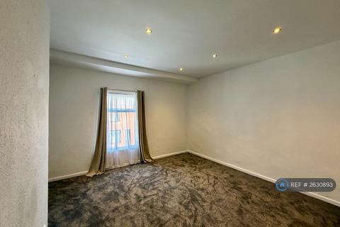 2 bedroom terraced house to rent, Tredgold St, Bolton, BL6
