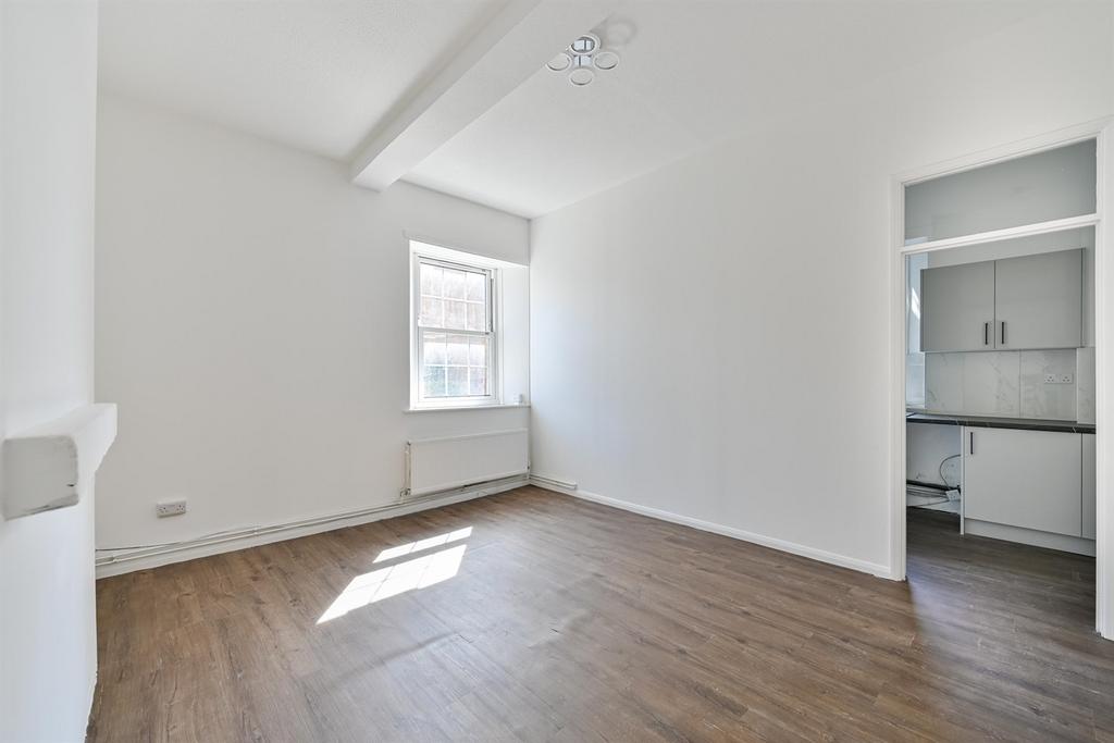 Apartment in Reading, Fords Farm, Holybrook - View 4