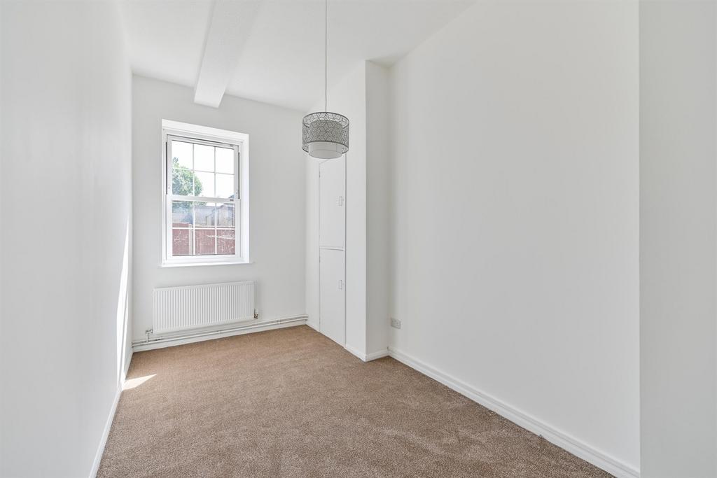Apartment in Reading, Fords Farm, Holybrook - View 6