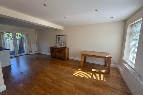 3 bedroom semi-detached house to rent, Brookside, South Mimms, Potters Bar, EN6