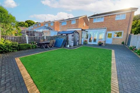 4 bedroom link detached house for sale, Crosby Close, Forest Town, NG19