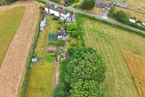 3 bedroom cottage for sale, Howle, Newport