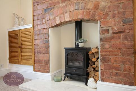 3 bedroom semi-detached house for sale, Main Street, Eastwood, Nottingham, NG16