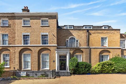 2 bedroom flat for sale, Bruce Grove, London