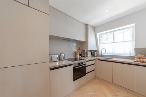 2 bedroom flat for sale, Bruce Grove, London