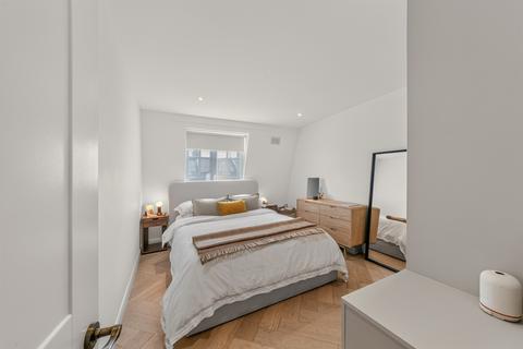 2 bedroom flat for sale, Bruce Grove, London