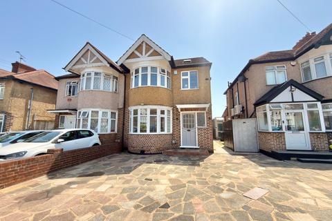 4 bedroom semi-detached house for sale, Ivanhoe Drive, Harrow HA3