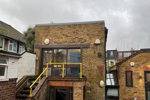 Office to rent, 75 South Western Rd Twickenham TW1 1LG