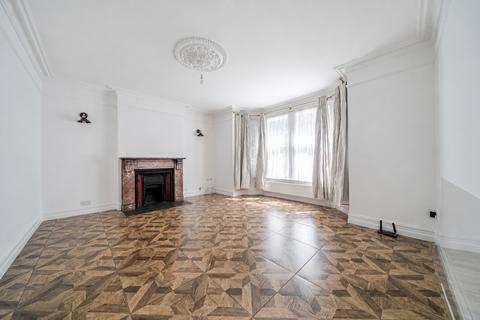 6 bedroom house for sale, Salisbury Road, Farnborough, GU14