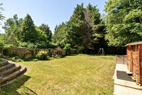undefined, Salisbury Road, Farnborough, GU14