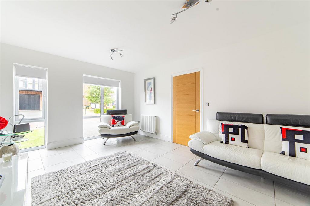 Ashwood Close, Great Park, NE13 - View 2