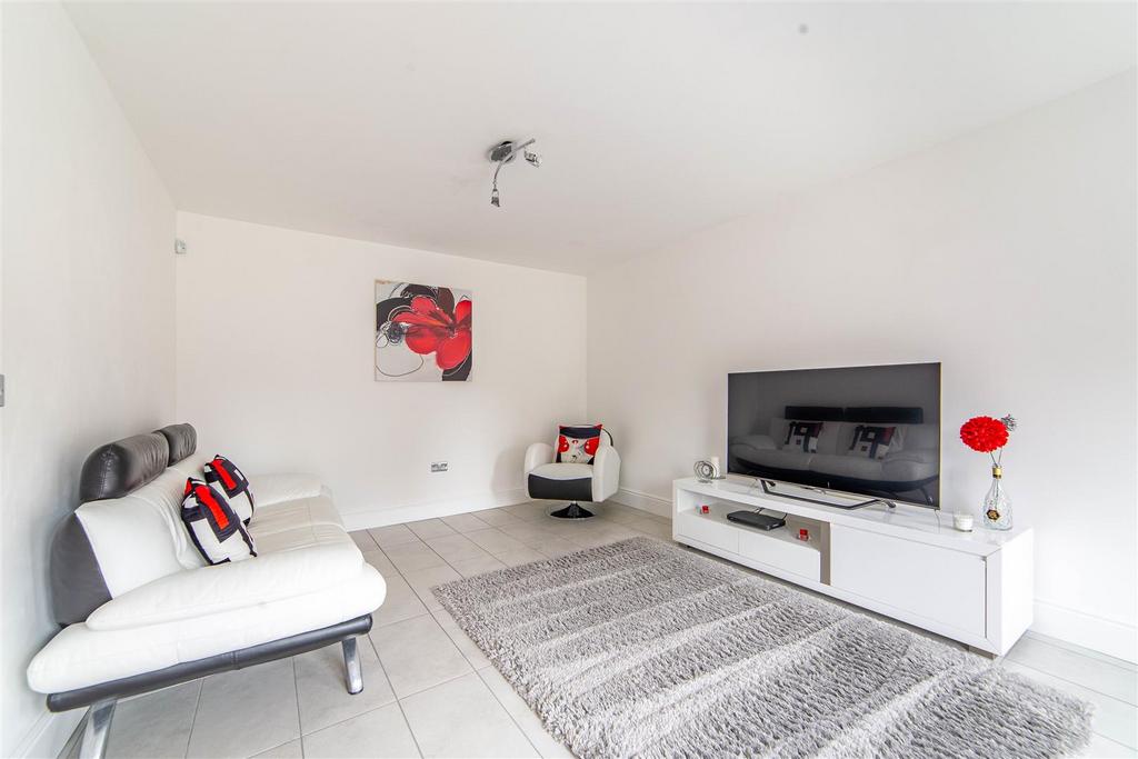 Ashwood Close, Great Park, NE13 - View 3