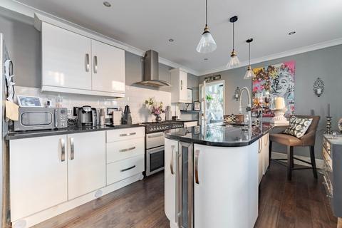 3 bedroom terraced house for sale, Woodbridge Road, Ipswich IP4