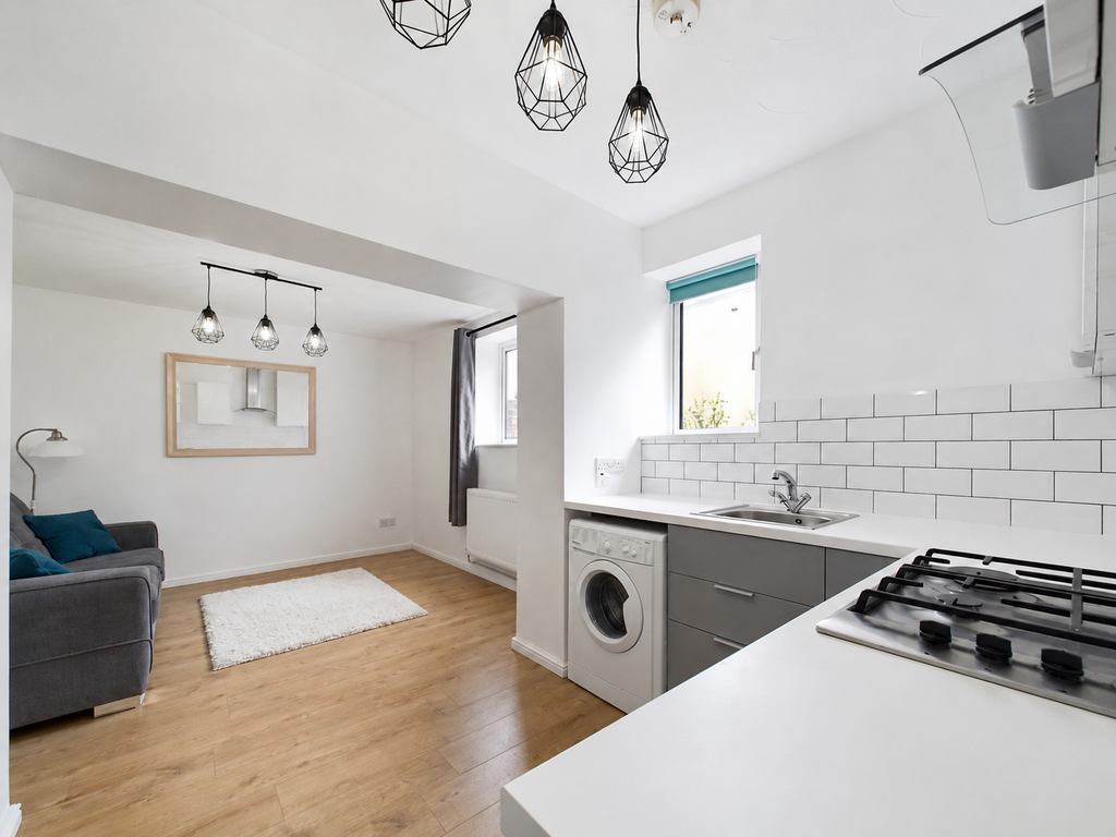 Bath Road, Bournemouth BH1