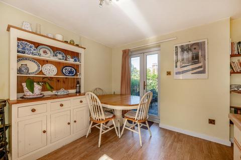 2 bedroom link detached house for sale, Hylton Road, Petersfield, Hampshire