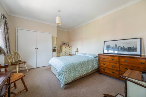 2 bedroom link detached house for sale, Hylton Road, Petersfield, Hampshire
