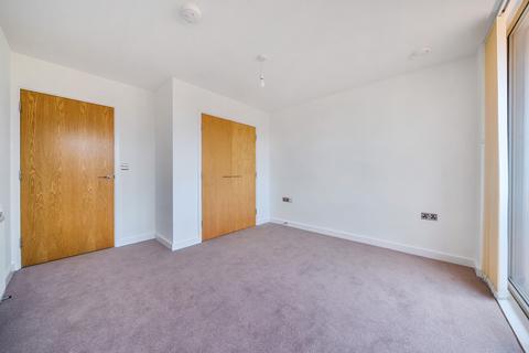 3 bedroom apartment for sale, Ossory Road, London