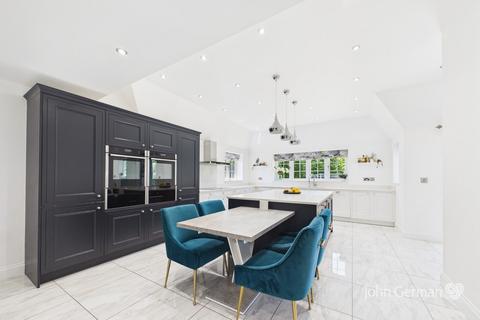 5 bedroom detached house for sale, Hyde Lea Bank, Hyde Lea