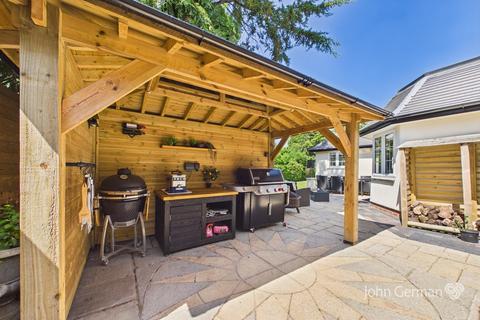 5 bedroom detached house for sale, Hyde Lea Bank, Hyde Lea