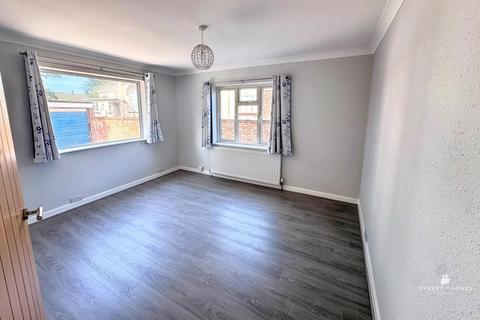 2 bedroom apartment for sale, London Road, Hadleigh