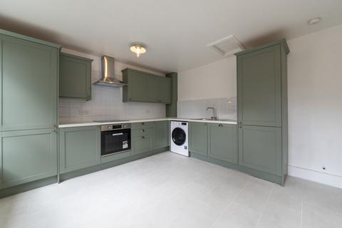 2 bedroom flat to rent, Carter Gate, Newark