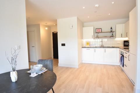 2 bedroom apartment to rent, Vesta Boulevard, Exeter EX4