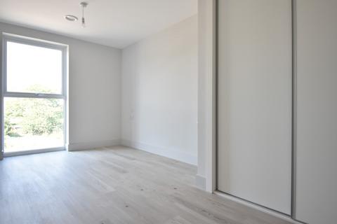 2 bedroom apartment to rent, Isca Place, Exeter EX4